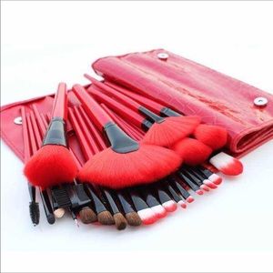 New 24pcs Makeup Brush With Case